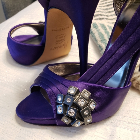Marciano Guess Heels - Picture 6 of 10